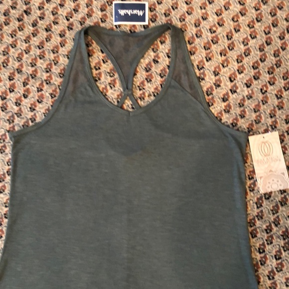 NWT New Balance Racerback Workout Tank size M - Picture 4 of 10